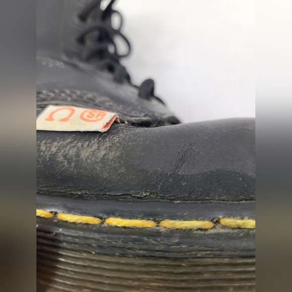 Dr Martens Made In England Steel Toe Work Boots UK SIZE 5/US 6 MENS/US 7 womens - Picture 11 of 11